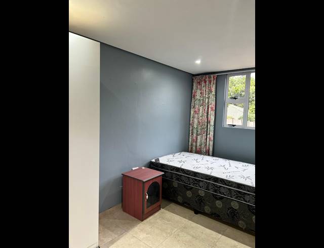 1 BEDROOM ROOM TO LET IN MANOR GARDENS